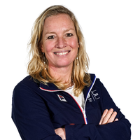 Pasfoto Eefje Raedts