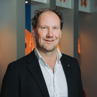 Pasfoto Lennard van Ruiven